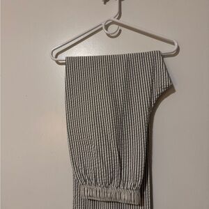 Striped Chic Women’s Pant